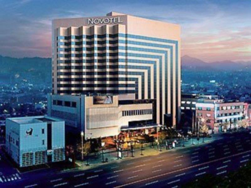 Novotel Ambassador Doksan Seoul Exterior photo
