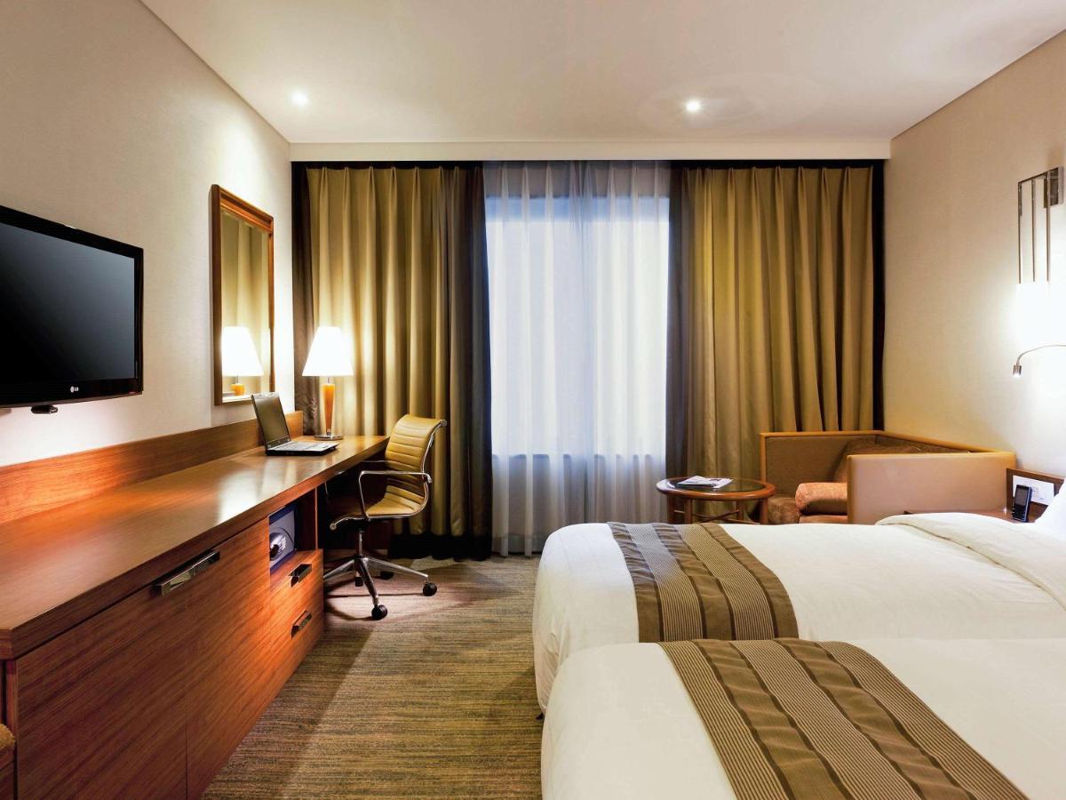 Novotel Ambassador Doksan Seoul Exterior photo